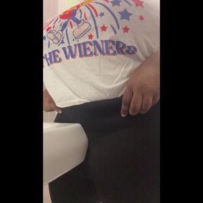 Using a Mini Vibrator to Explode Like the Fireworks on the 4th of July!