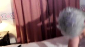 le miente al marido y se coje todo el dia al piletero 2