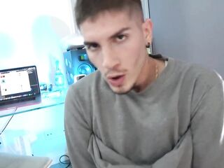 Amateur 3some before porn - exclusive clip