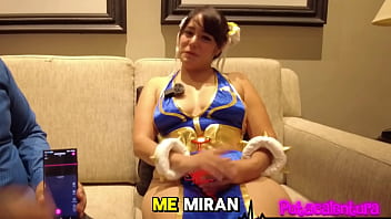 Chun-Li and Neko Nya's sexy showdown