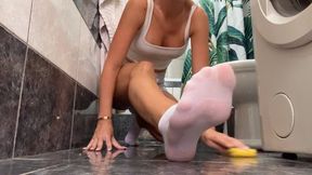 Wet socks MP4