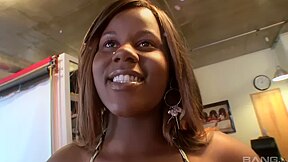 Boomerang Gets Cum On Her Face After Raw Chocolate Sex
