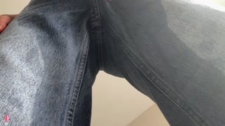 Sexy blonde with small boobs and her multiple squirt in jeans