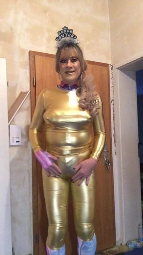 Elke public in tight Leggings