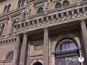 A Slut Who Takes 2 Cocks