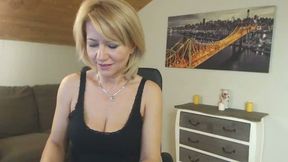 Just a Chick Chatting