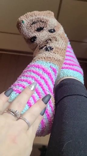 3 Minutes of Fuzzy Sloth Sock Love