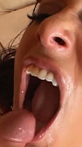 Kaylynn Has An Awesome Twat   Clip 3