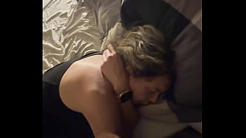 Fingi Que Estava Sonolenta Para o Macho me Foder - Nicolly Summers