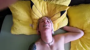 Paule and Maja are looking for women for videos