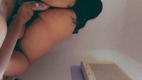 blowjobqueents - novinho jogador de futebol comeu gostoso a travesti gordinha depois do treino