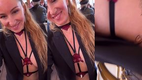 apres avoir ete bien baise par ces 2 mecs, direction le restaurant pour ...