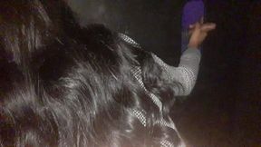 mi novia se la chupa a desconocidos en el gloryhole hasta que se vienen en su boca