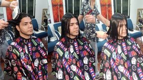 cortando o cabelo com o melhor cabelereiro