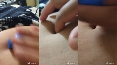 Belly button dildo play gives her a solo climax check