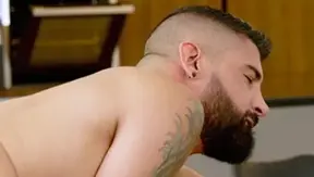 masqulin: Derek's Unintentional Party Starter