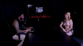 toda pelada gostosa segue a entrevista, ve foto do pau do negao, e sobre o seu amigo que transava... - middy (watch on: sheer/red)