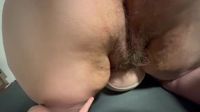 Chubby German Girl Spreads Her Pussy Wide and Get Fucked