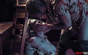 Guy cheated on his babe with hot blonde MILF with huge boobs Siouxsie Q