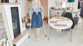 Milf Crutching with platform mules and wedge