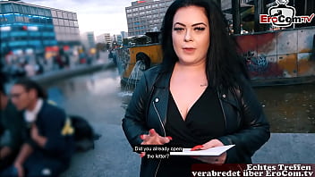 Deutsches Fettes BBW M&auml_dchen abgeschleppt beim Stra&szlig_en Casting