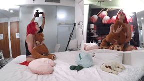 Taylor Nicole Orgasms with the Plushies - Side View and Bed Cam 4K