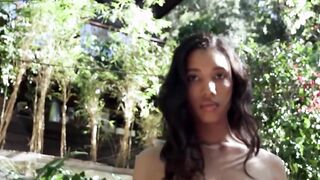 Ebony muse introducing her huge boobs