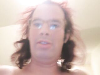 Ich Bringe Nackt Den Müll Raus (Nachbarin Hat Mich Erwischt)