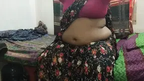 Tamil House Wife Beautiful Aunty Very Hot Big Boobs Aunty Very Hot Fucking in Bed