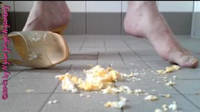 Crushing: Hard Boiled Egg