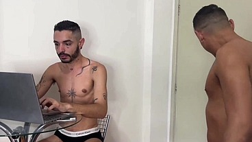 Apollo Sun me fudeu gostoso com sua rola maravilhosa
