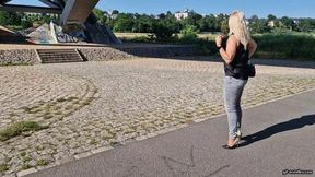 my shoe is thrown into the river 2 HD wmv 1920x1080