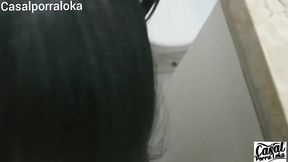 uma rapidinha no banheiro da emi rippi deu ruim pra nois