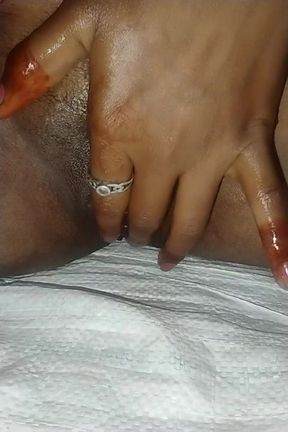 Pussy with bhabhi ki hair thight pussy