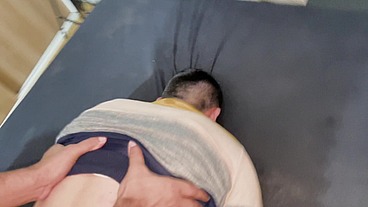 Lutador de Jiujtsu comeu o safado ainda com roupa e gozou dentro