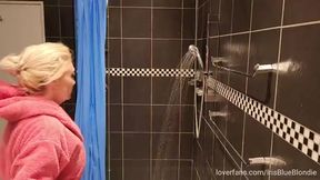 Enjoying a soapy body wash in the open shower, pussy teasing, showerhead masturbation