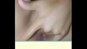 Novinha de 20 aninhos se Masturbando