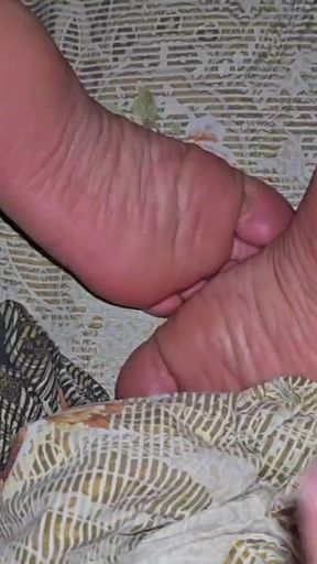 Sudden Night Sex with a Stepmother