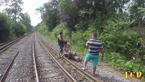 por tras das cameras do velinho fodeu a novinha - luara amaral - sandro lima - binho ted