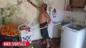 fiquei sem dinheiro e acabei dando para o pintor