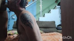 transando com o vizinho peludo magrinho.