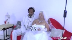 Curvy Mature Beauty Enjoys Intense Pleasure with a Bold Partner