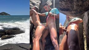 flagra na praia dotado de 23 arregacando o cuzinho virgem do novinho - completo