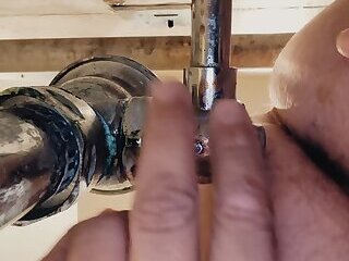 BIGGBUTT2XL GETS FREAKY IN WAWA RESTROOM 215 303 9905