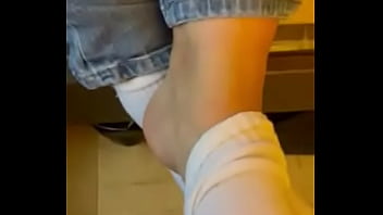 Buttercupsoles Removes Her Socks