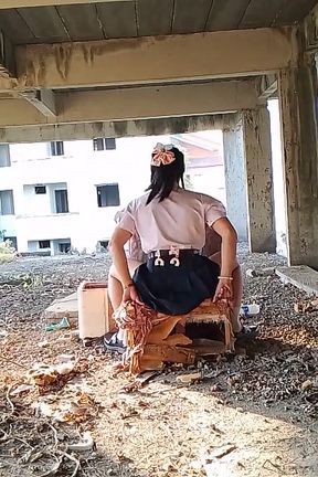 FN004 Student ladyboy solo