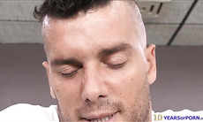 Doctor offers tits and pussy to rehabilitate her patient and gets fucked