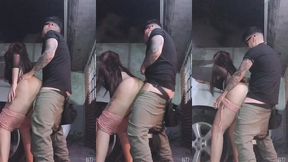 esta chica me da unos sentones en mi pene lleno de semen y despues de un rato termino dentro de ella