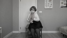 Mature busty teacher fucks her holes to orgasm.