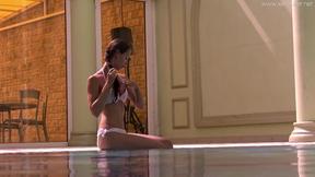 ”Stefanie Moon swims nude in the pool”